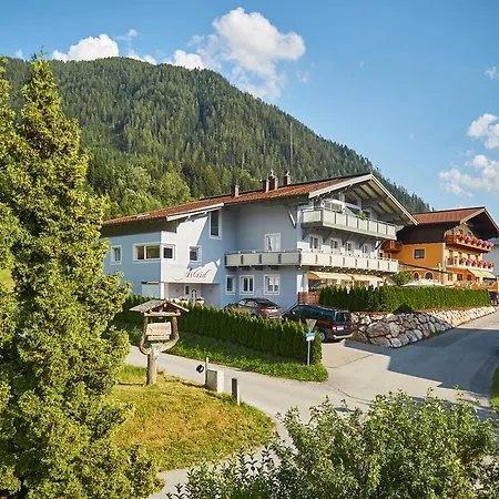 Astrid Guest house